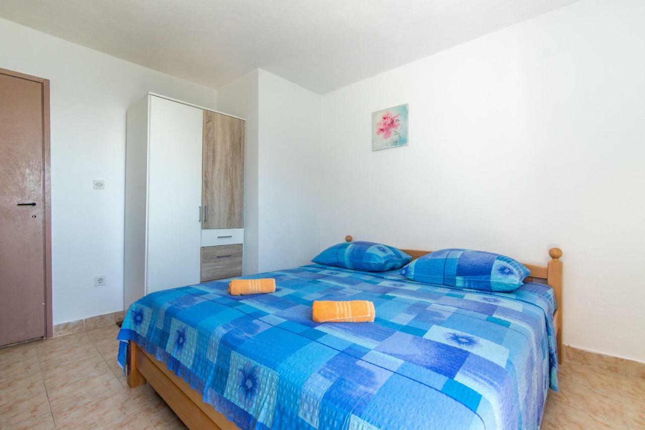 Apartments Robinzon Petar Gdinj Quarto foto